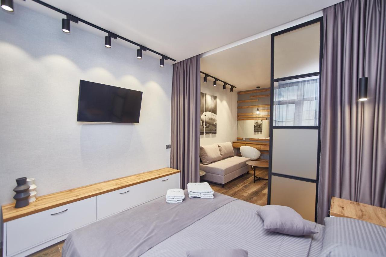 Board apart hotel Odessa Buitenkant foto