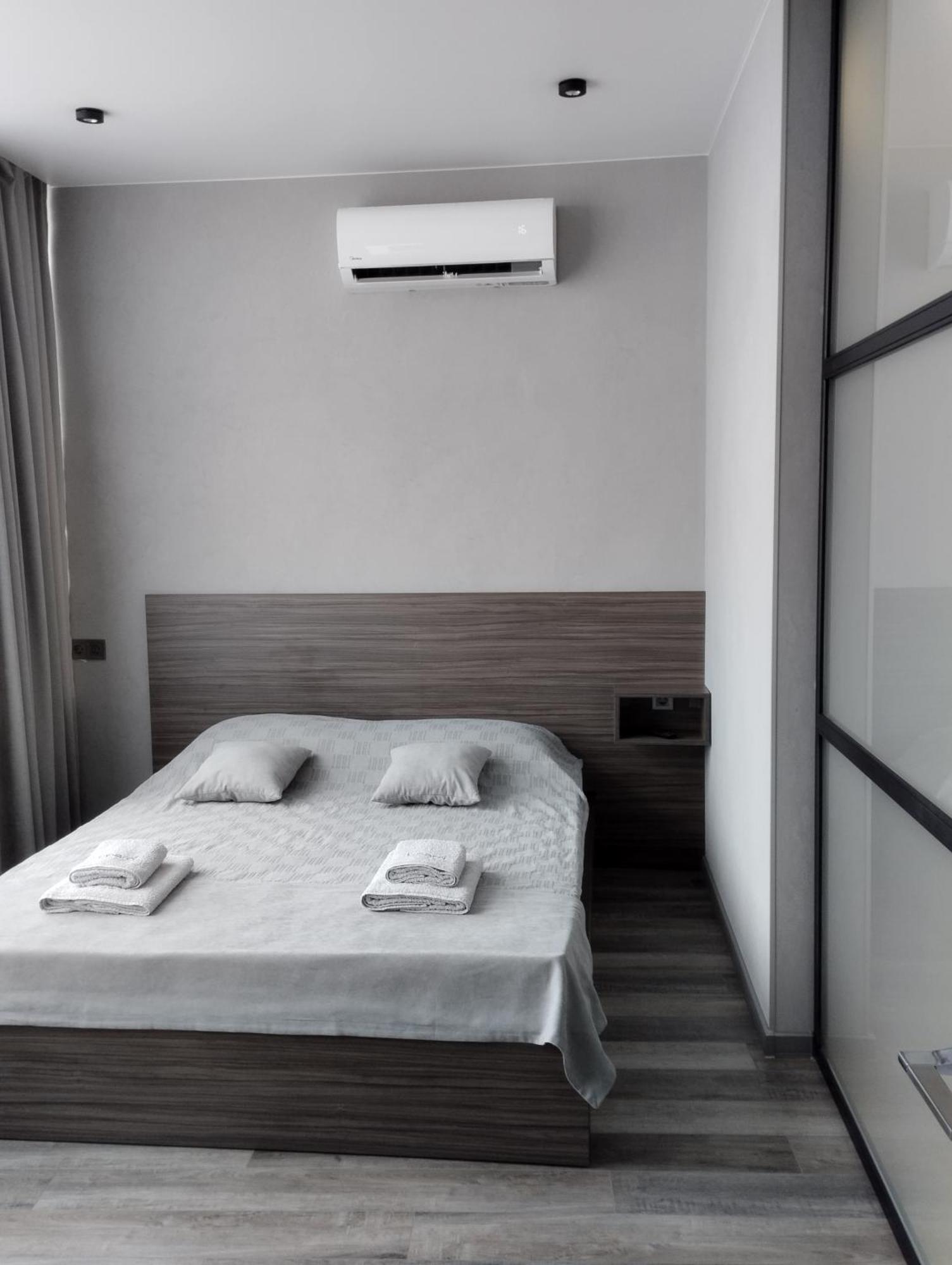 Board apart hotel Odessa Buitenkant foto